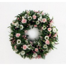 Pink & White Wreath Pink & White Wreath